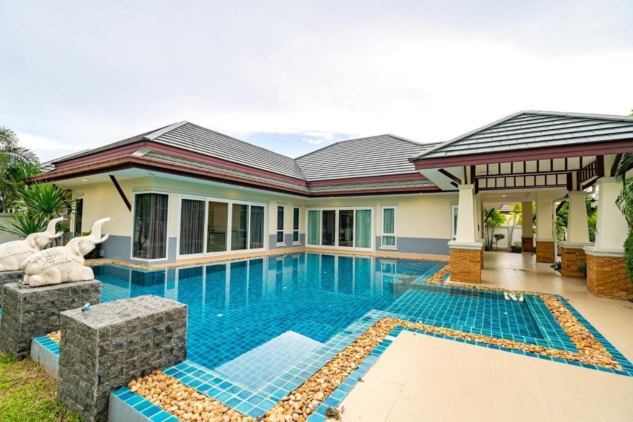 Silverlake Oasis : Pool Villa Na Chom Thian Ngoại thất bức ảnh